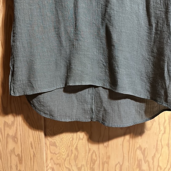 Maurices olive green top, XL - Picture 4 of 6